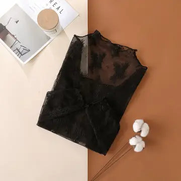 Laci Lace Top